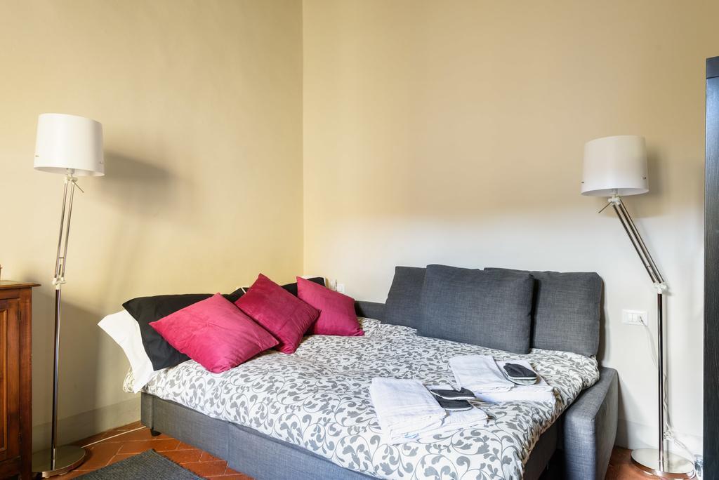 Servi Apartment ฟลอเรนซ์ ภายนอก รูปภาพ